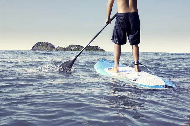 5 Paddleboarding Essentials That Could Save Your Life - paddleboarding